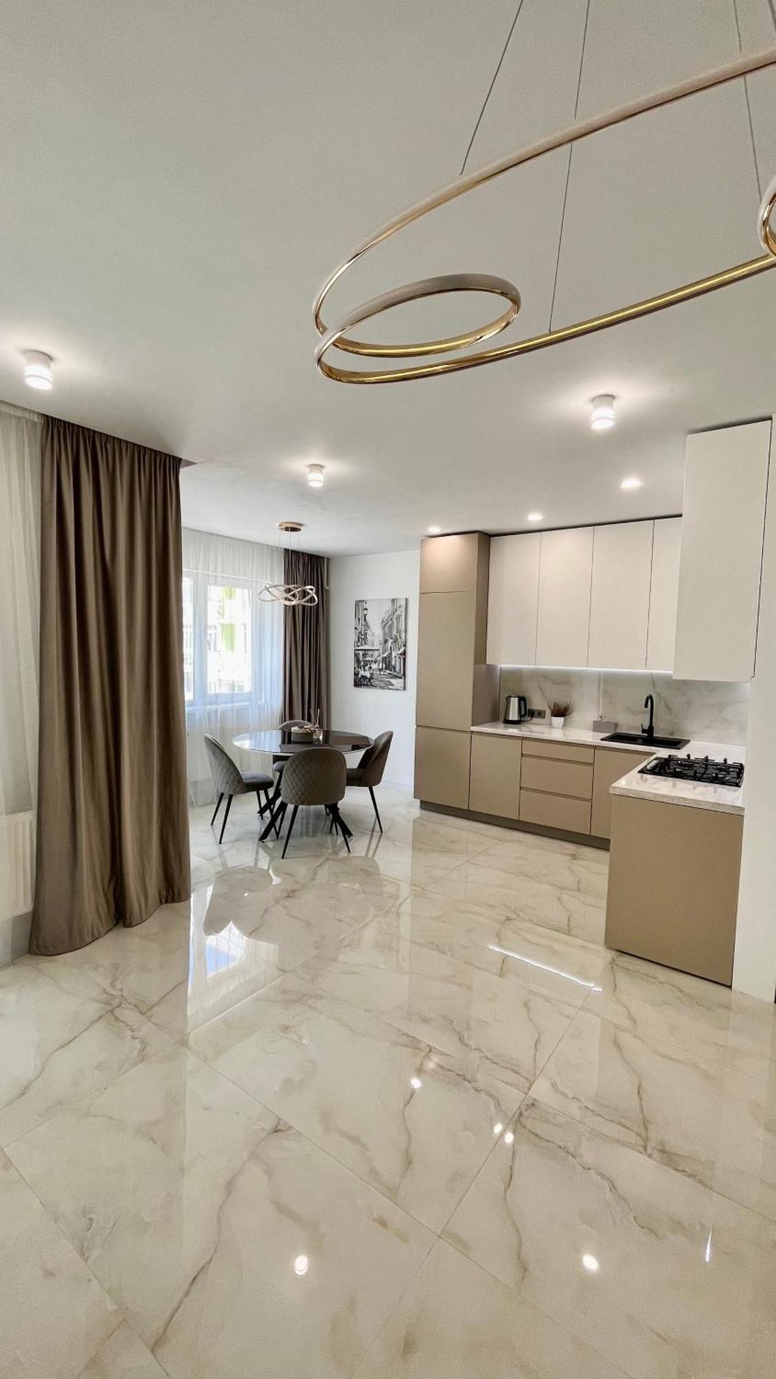 Жк Great Britain Apartment Львов Экстерьер фото